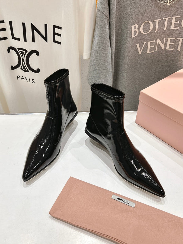 Miu Ankle Boots Pointed Toe Glossy Black Lambskin