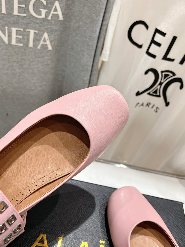Alaila Biker Ballet Flats In Light Pink Cowhide 911432