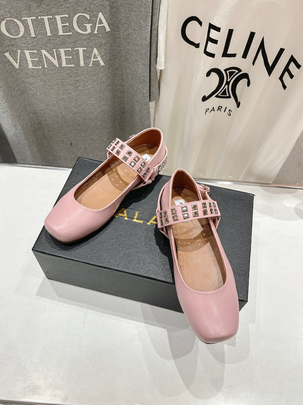 Alaila Biker Ballet Flats In Light Pink Cowhide 911432