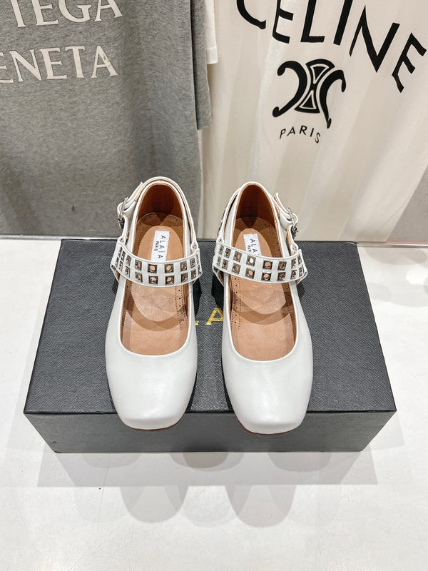 Alaila Biker Ballet Flats In White Cowhide 911438