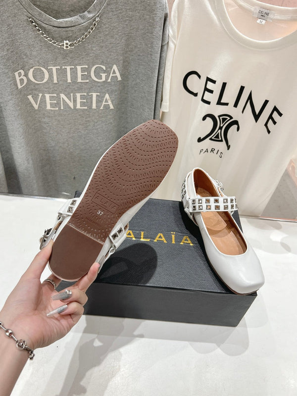 Alaila Biker Ballet Flats In White Cowhide 911438