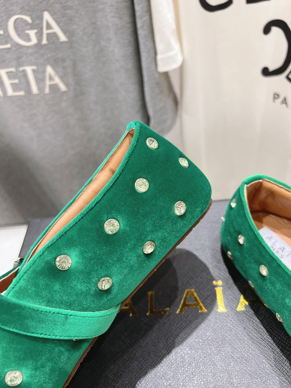 Alaila Ballet Flats In Green Velvet With Rhinestones 972004