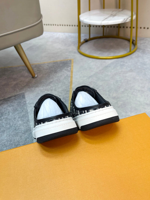 CD RETRO MULE BLACK AND BEIGE CALFSKIN