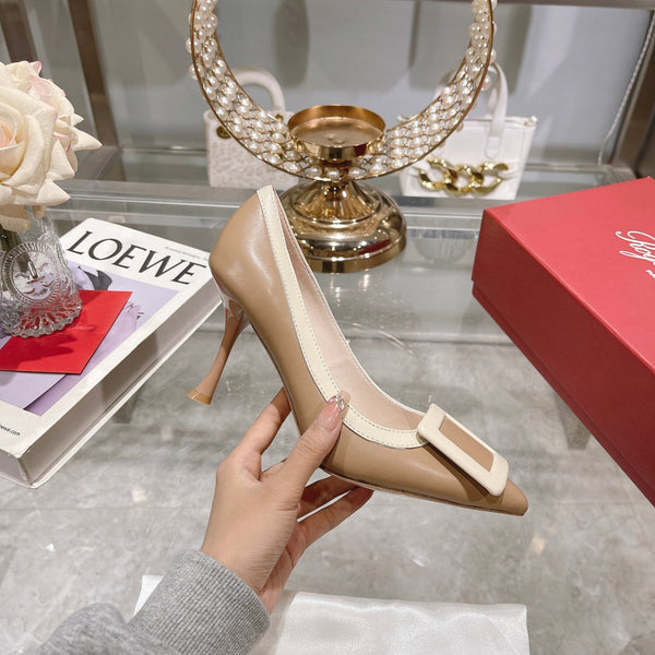 Belle Viv Metal Buckle Pumps 85 Camel Patent Leather