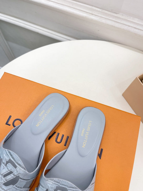 isola flat mule grey calfskin