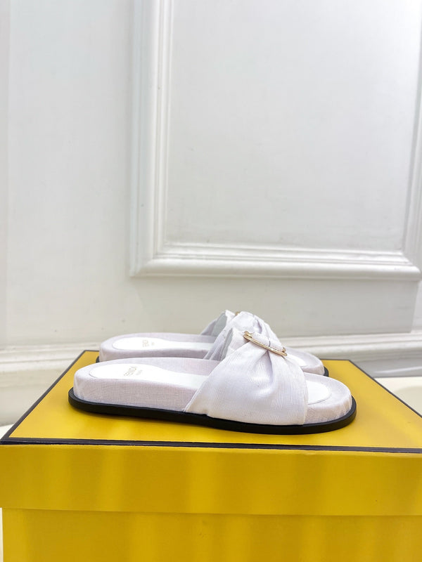 FENDI FLAT SLIPPER IN WHITE JACQUARD FABRIC WITH GOLD HARDWARE