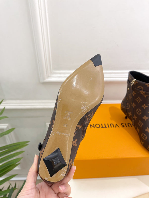 Stivaletto LV Stellar 40mm in pelle di vitello monogramma marrone scuro