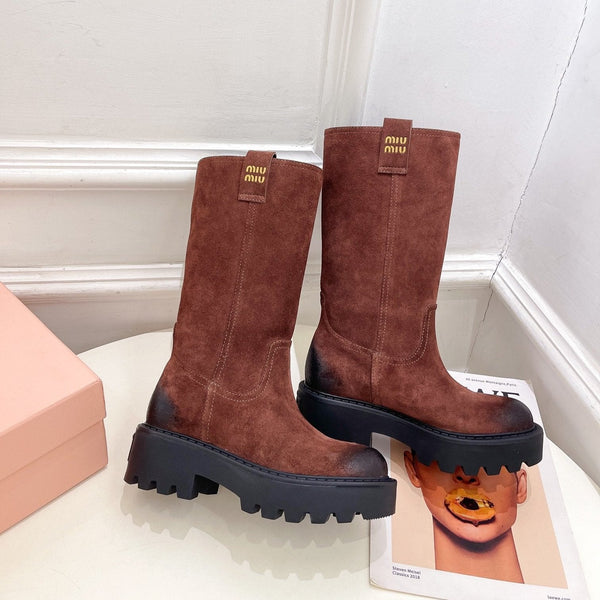 Stivali corti Miu in pelle scamosciata rossa e marrone