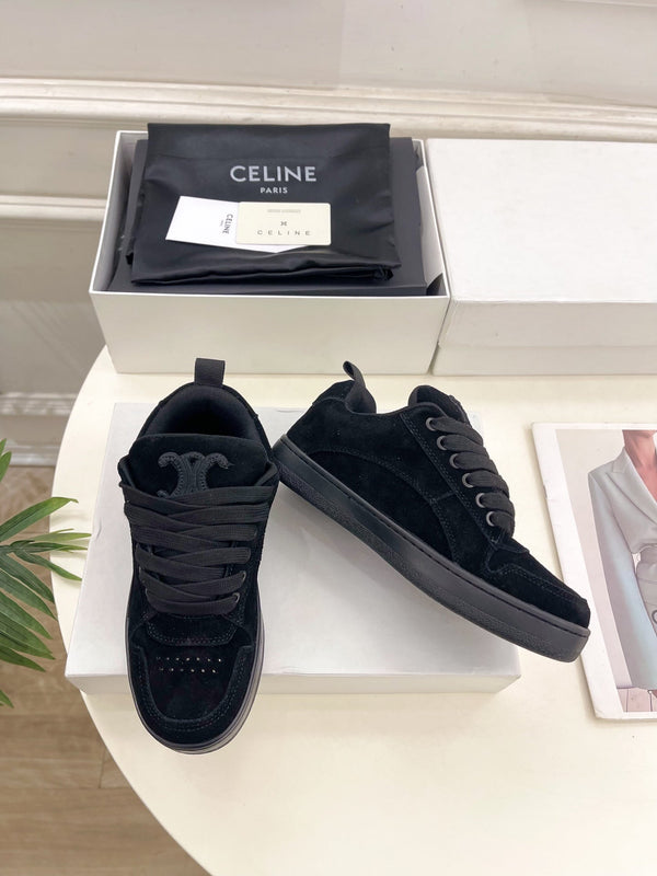 HUNTINGTON LOW LACE-UP SNEAKER IN BLACK SUEDE AND MESH