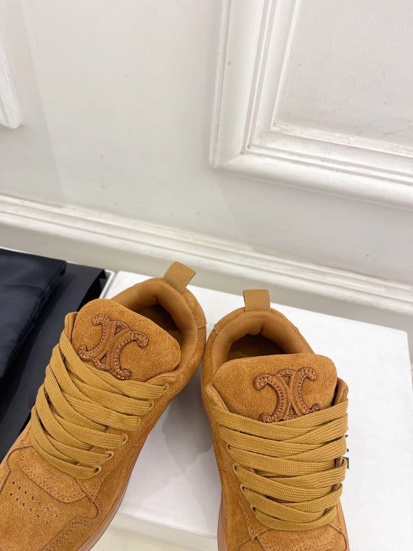 HUNTINGTON LOW LACE-UP SNEAKER IN PERU BROWN SUEDE AND MESH