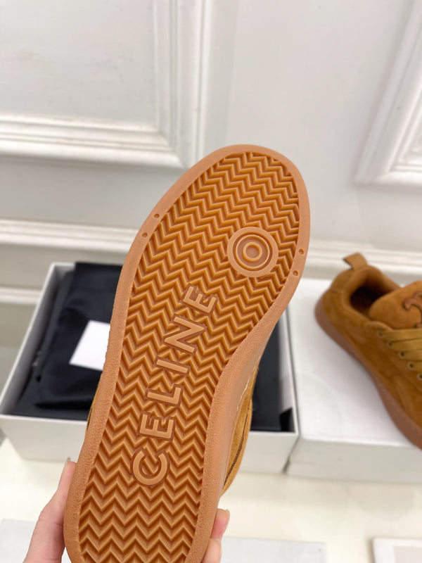 HUNTINGTON LOW LACE-UP SNEAKER IN PERU BROWN SUEDE AND MESH