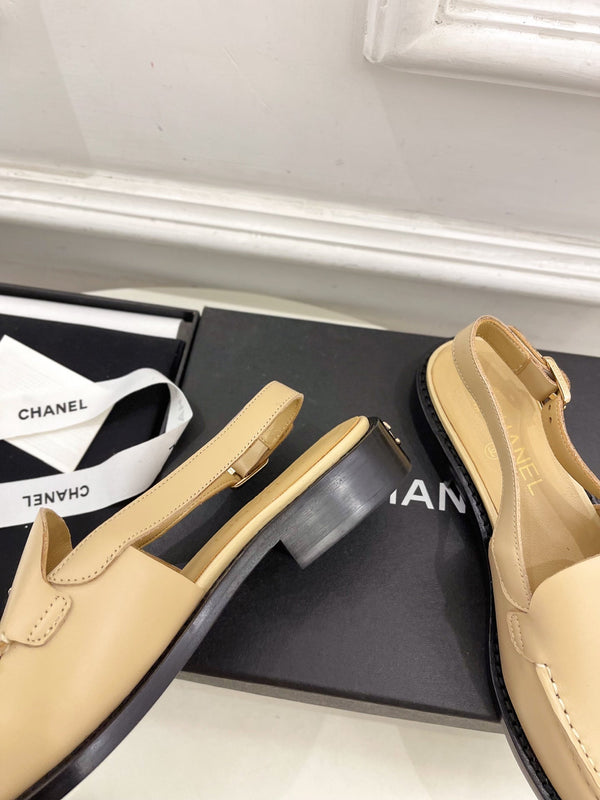 CC 25S Slingback Loafer Beiege Calfskin