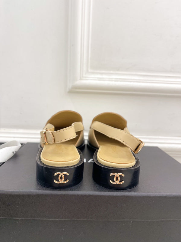 CC 25S Slingback Loafer Beiege Calfskin