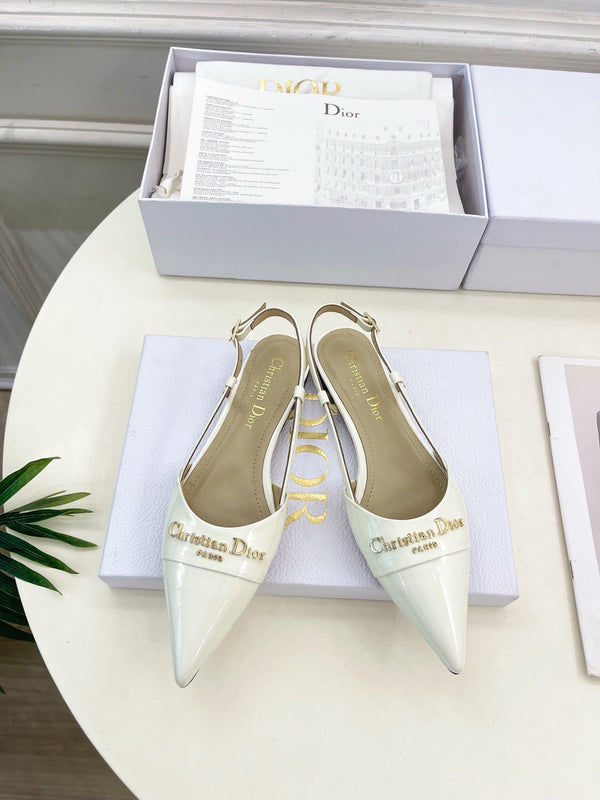 CD 25 Slingback Flat White Patent Leather 307439