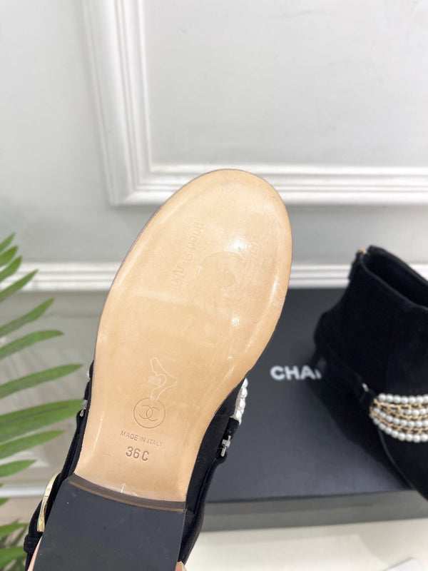 CC Pearl Chain Ankle Boots Booties 35mm Black Suede 425461