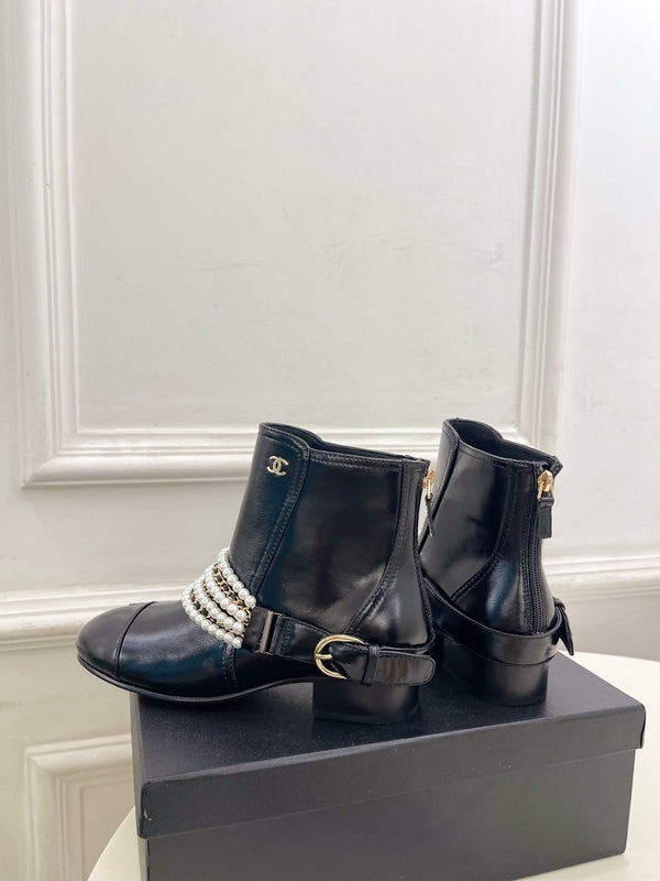 CC Pearl Chain Ankle Boots Booties 35mm Black Calfskin 425463