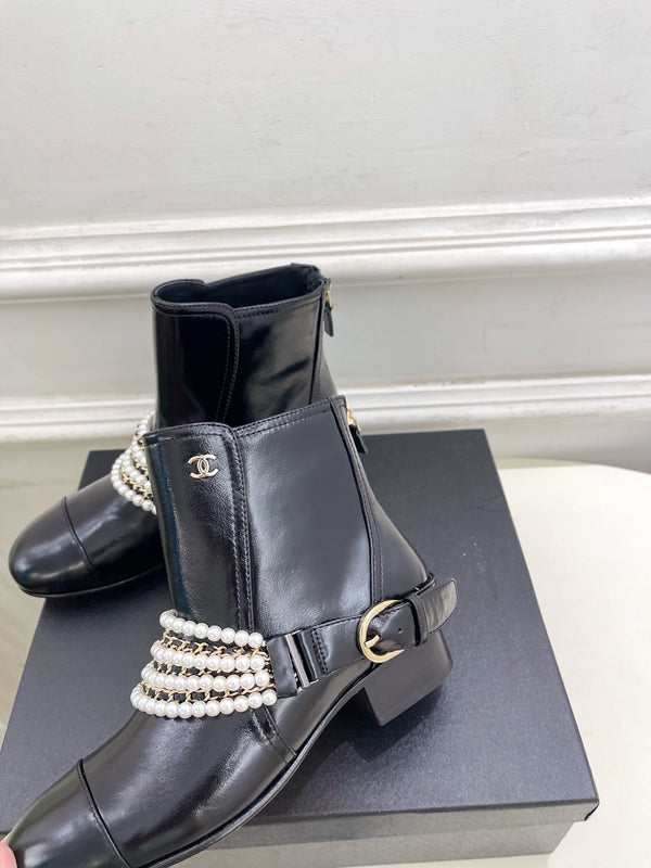CC Pearl Chain Ankle Boots Booties 35mm Black Calfskin 425463