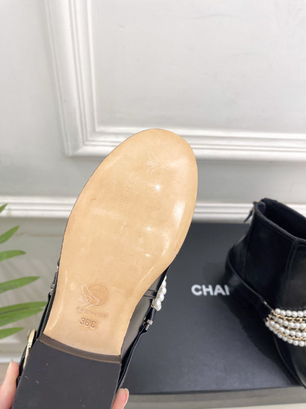 CC Pearl Chain Ankle Boots Booties 35mm Black Calfskin 425463