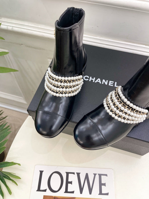CC Pearl Chain Ankle Boots Booties 35mm Black Calfskin 425463