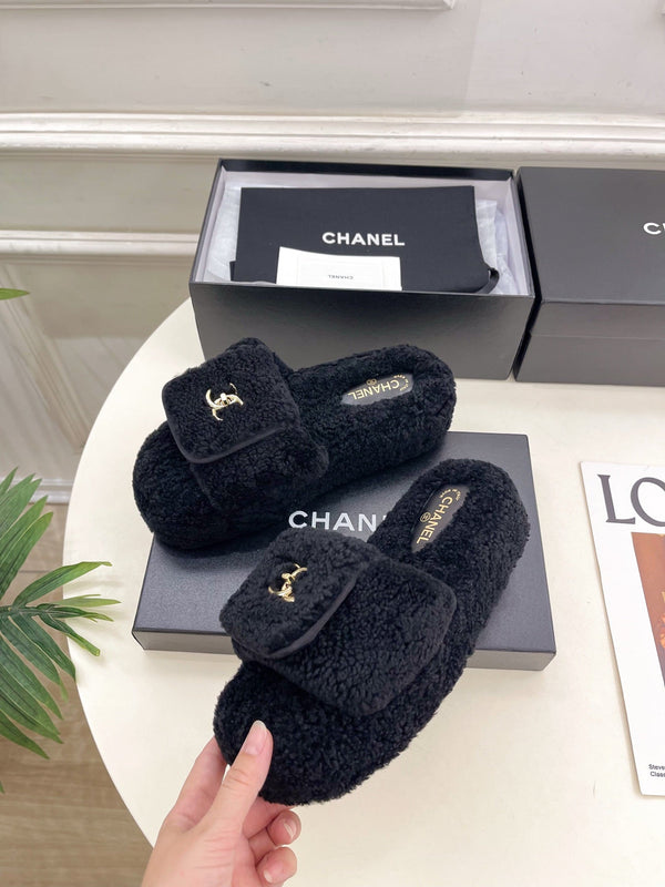 CC 25s Logo Slippers 50mm Black Wool GHW 435261