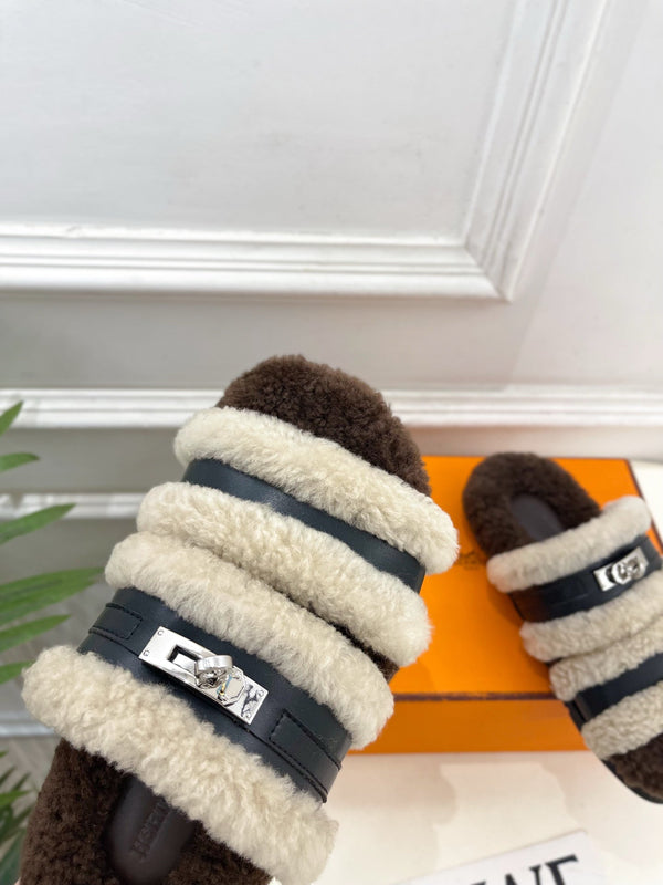 HM Slippers Classic Kelly Sliver Buckle Brown Black Wool