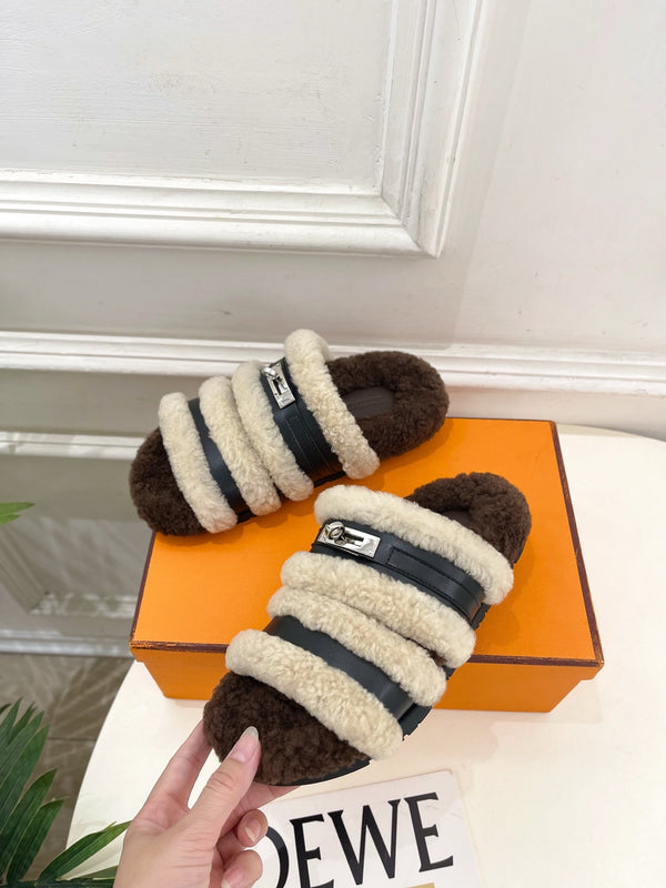 HM Slippers Classic Kelly Sliver Buckle Brown Black Wool