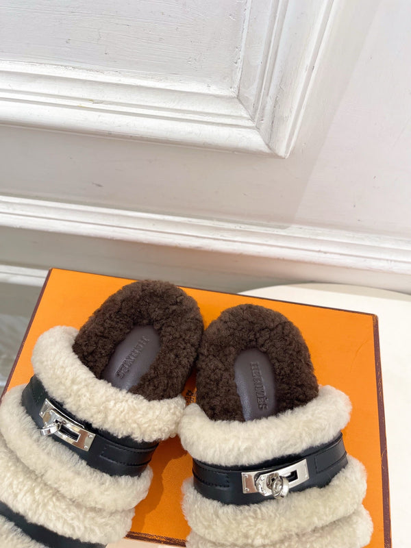 HM Slippers Classic Kelly Sliver Buckle Brown Black Wool