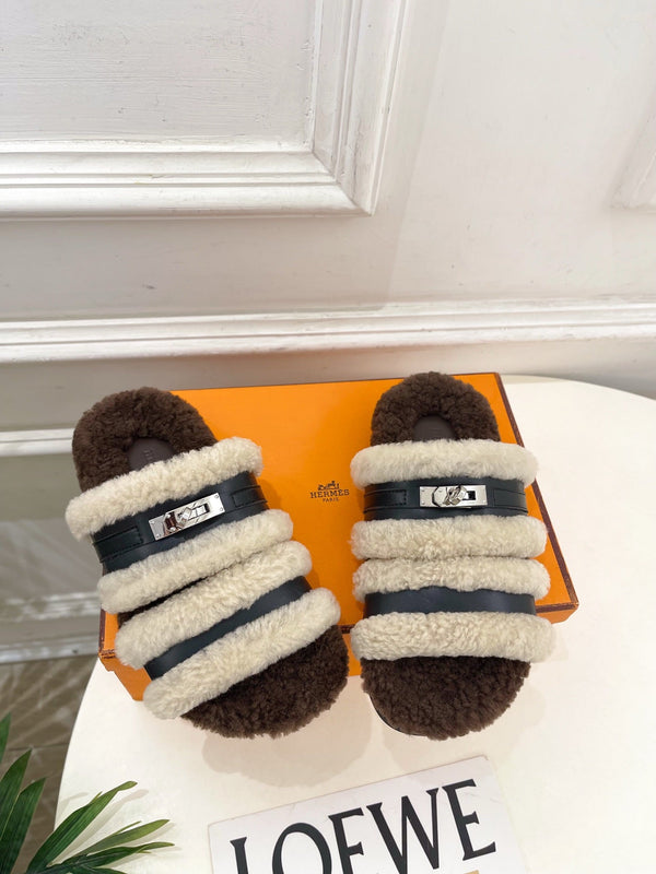 HM Slippers Classic Kelly Sliver Buckle Brown Black Wool