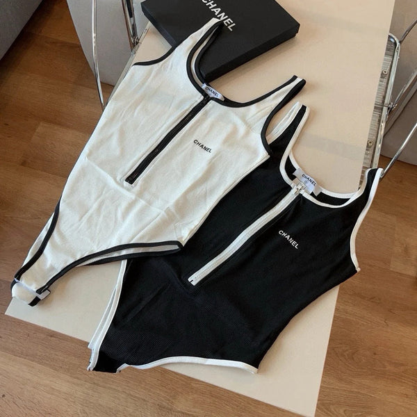 CC BIKINI SWIMSUIT SET IN BLACK AND WHITE TRIM 625973