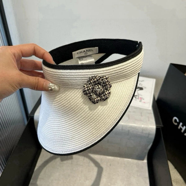 CC SUN HAT MODEM WHITE WITH FLOWER 673933