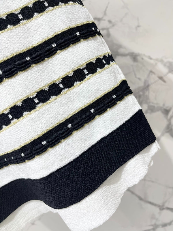 CHANEL 25S SHORT-SLEEVE CARDIGAN STYLE 106