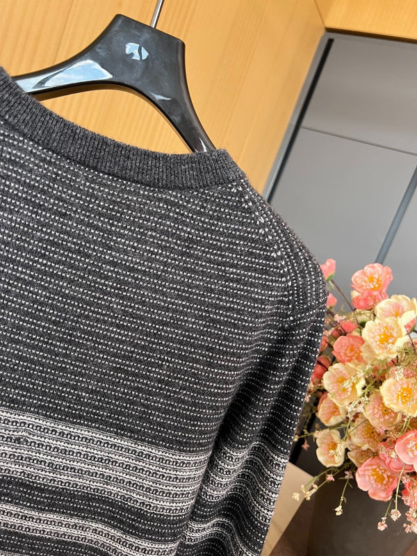 LP CREW NECK SWEATER STYLE 159