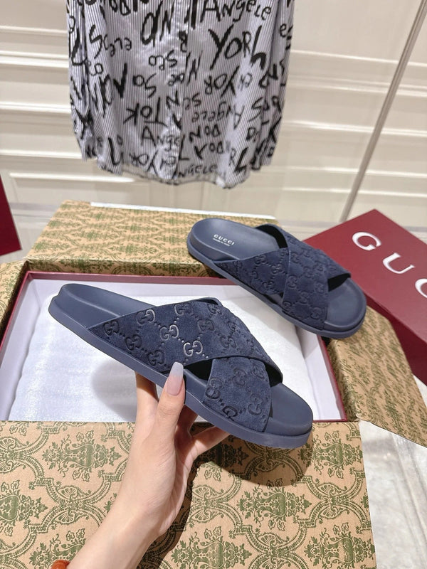 GG SLIDES IN NAVY BLUE SUEDE WITH EMBOSSED LOGO STYLE 10
