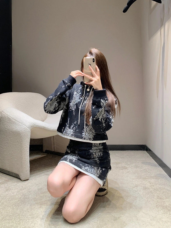 CHANEL 25S SWEATSHIRT SKIRT SET STYLE 188