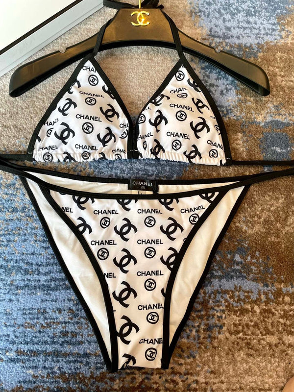 BIKINI SWIMSUIT IN WHITE AND BLACK LOGO PRINTED 627826