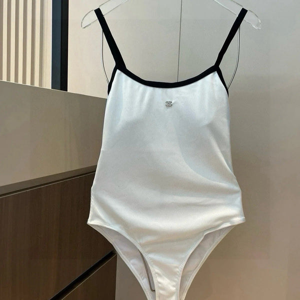 CC BIKINI SWIMSUIT SET IN WHITE AND BLACK TRIM 624530