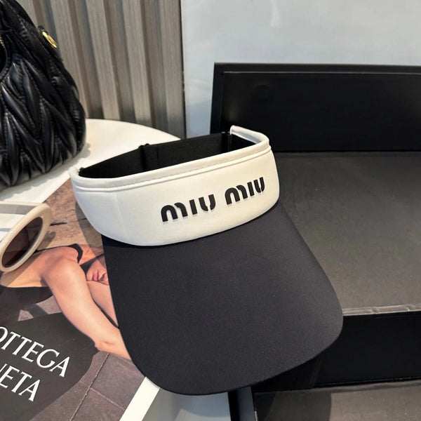 CAPPELLINO CON VISIERA MM SPORT IN TESSUTO NERO E BIANCO