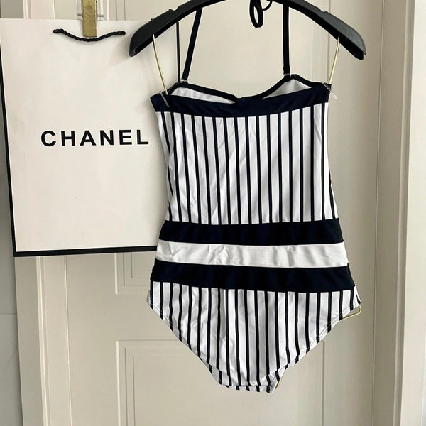 CC BIKINI SWIMSUIT SET IN WHITE WITH BLACK VERTICAL STRIPES 633258