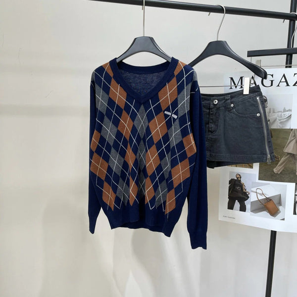 MIUMIU LONG-SLEEVE V-NECK SWEATER 275895