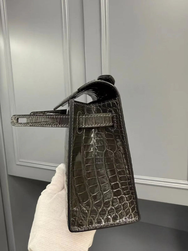 HM KELLY MINI 22 IN BROWN AMERICAN ALLIGATOR SILVER BUCKLE