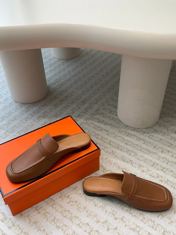 IENA MULE GOLD CALFSKIN