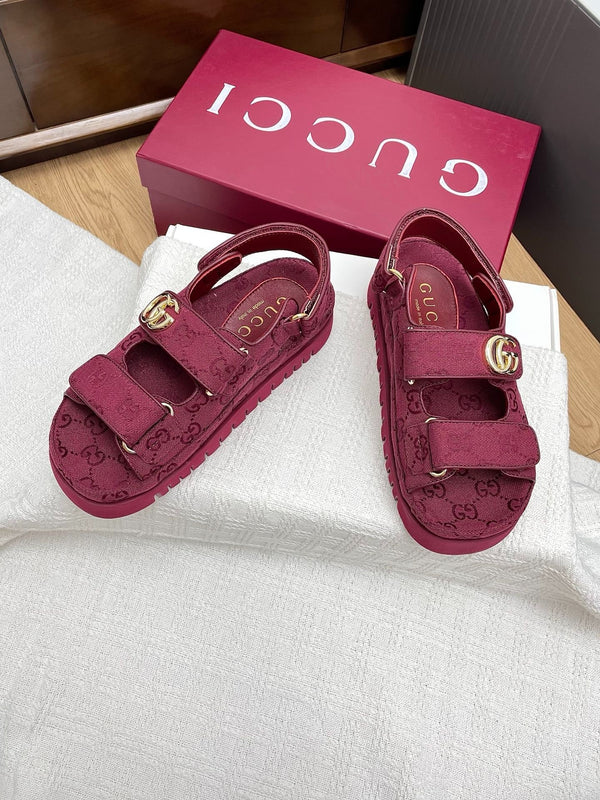 GG CLASSIC SANDALS 25S IN RED FABRIC WITH GOLD HARDWARE