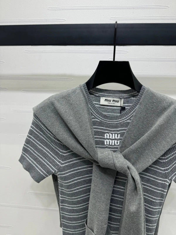 MIU 25S SHORT SLEEVE STRIPED KNITTED CAPE 264139