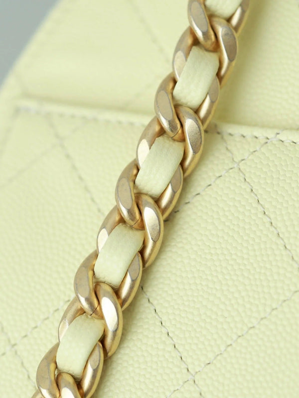 CHANEL 25S HOBO BAG 30 CM IN PASTEL YELLOW LAMBSKIN WITH GOLD HARDWARE