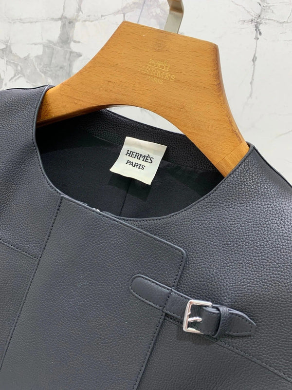 HERMES 25S LEATHER JACKET WITH LEATHER SHORTS