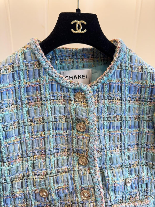 CHANEL WOOL COAT STYLE 42