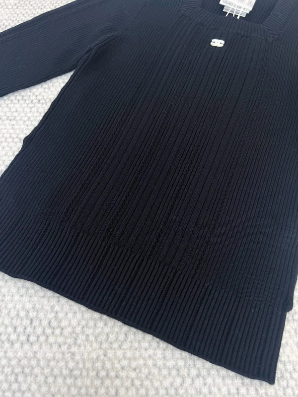 CHANEL KNIT TOP STYLE 22