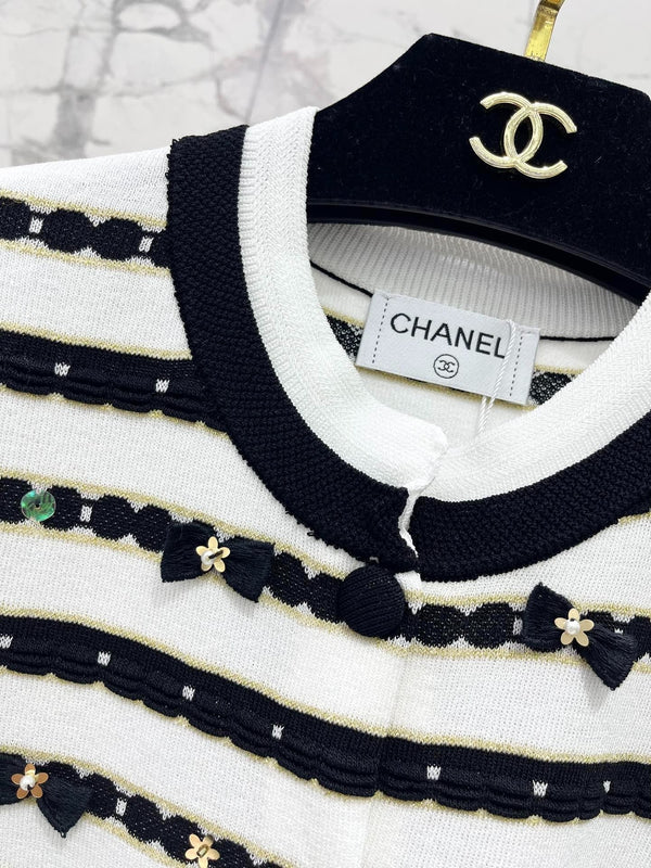 CHANEL 25S SHORT-SLEEVE CARDIGAN STYLE 106