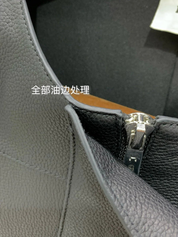 HERMES 25S LEATHER JACKET WITH LEATHER SHORTS