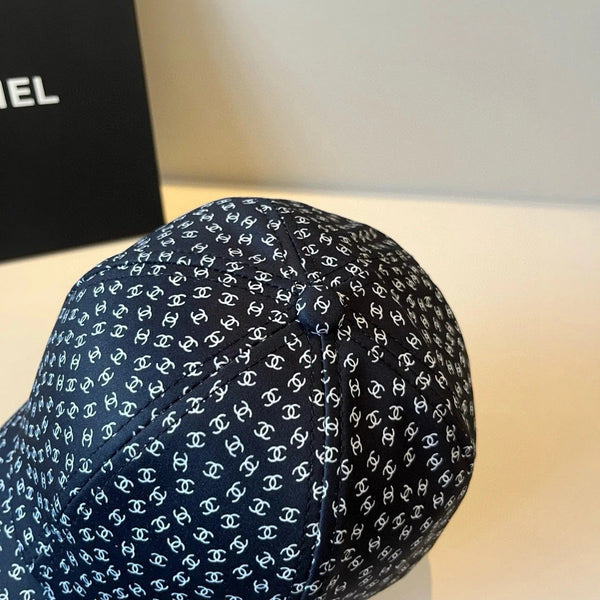 BASEBALL HAT IN BLACK 672900